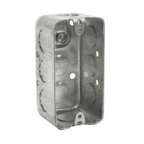 Boîte utilitaire de surface 4 x 2 1/8 x 1 7/8 pouces pour câblage électrique apparent.