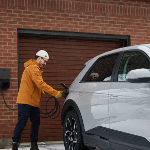 Alternative view of Borne de recharge FLO Maison X3 12 kW niveau 2