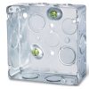 Boîte électrique carrée 4 po x 4 po x 1-1/2 po avec débouchures concentriques et vis de mise à la terre.